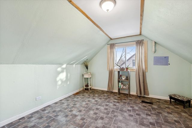 360 N Lincoln Avenue, Villa Park, IL 60181