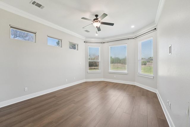 124 Sunrise CIR, Liberty Hill, TX 78642