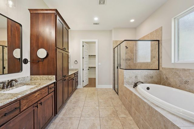 124 Sunrise CIR, Liberty Hill, TX 78642