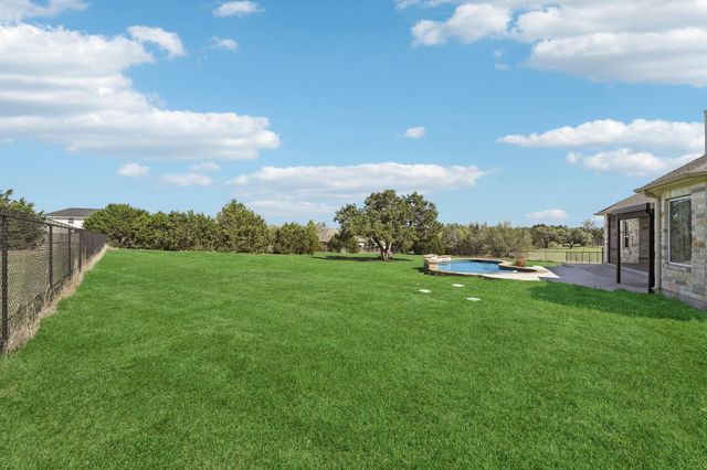 124 Sunrise CIR, Liberty Hill, TX 78642