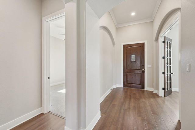 124 Sunrise CIR, Liberty Hill, TX 78642