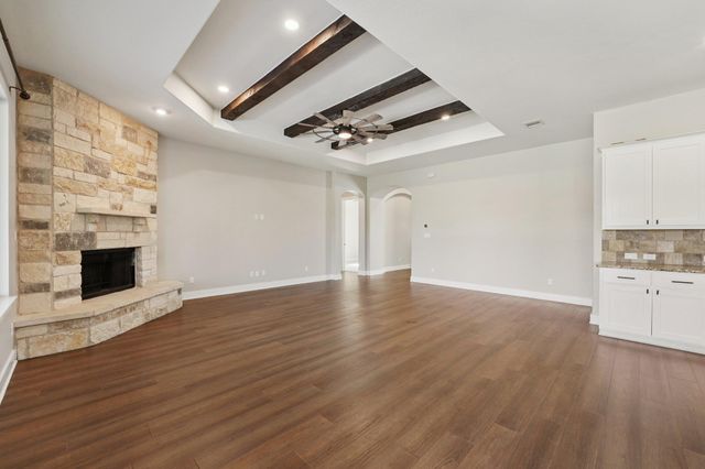 124 Sunrise CIR, Liberty Hill, TX 78642