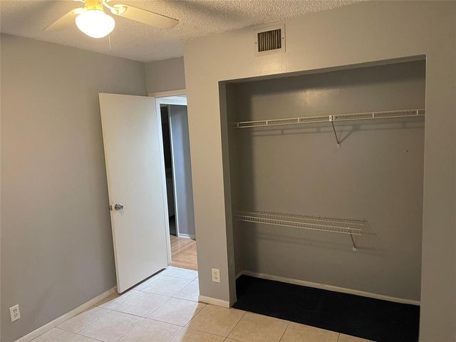 3083 N Oakland Forest Drive 308, Oakland Park, FL 33309
