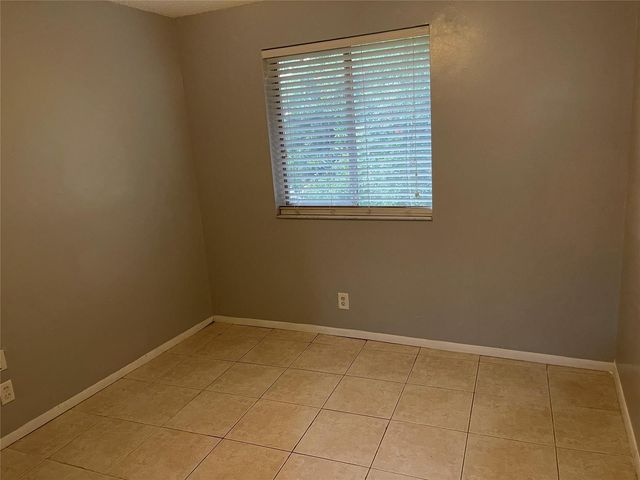 3083 N Oakland Forest Drive 308, Oakland Park, FL 33309