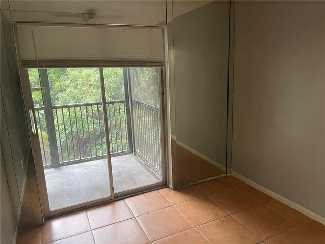 3083 N Oakland Forest Drive 308, Oakland Park, FL 33309