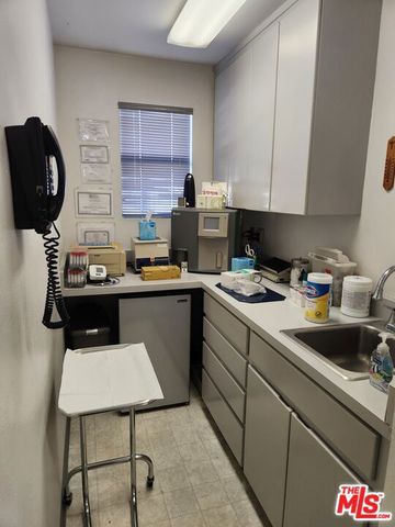 655 E Queen Street, Inglewood, CA 90301