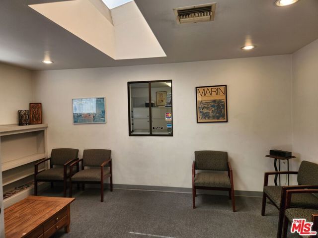 655 E Queen Street, Inglewood, CA 90301