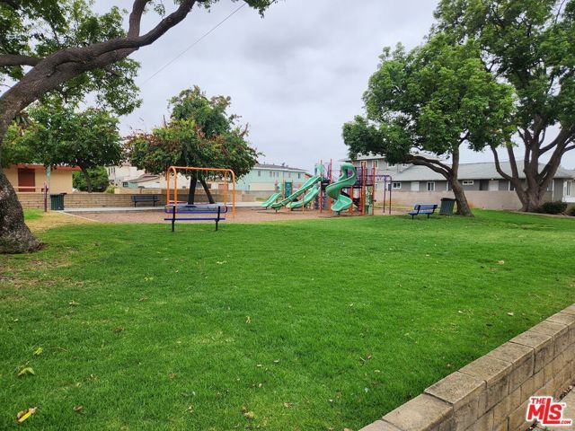 655 E Queen Street, Inglewood, CA 90301