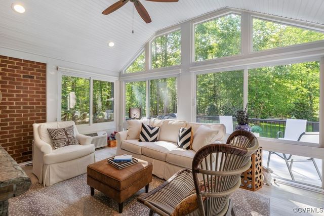 2951 W Maple Grove Ln, Powhatan, VA 23139