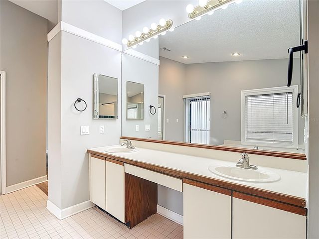 1736 PINE CREEK COURT, Safety Harbor, FL 34695