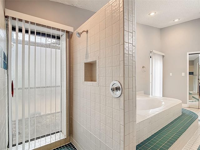 1736 PINE CREEK COURT, Safety Harbor, FL 34695