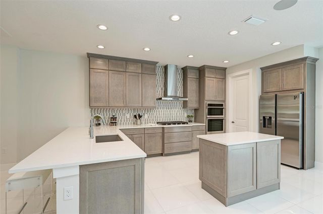 6013 WHITE MANGROVE LANE, Bradenton, FL 34210