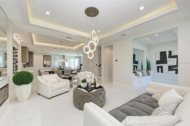 6013 WHITE MANGROVE LANE, Bradenton, FL 34210