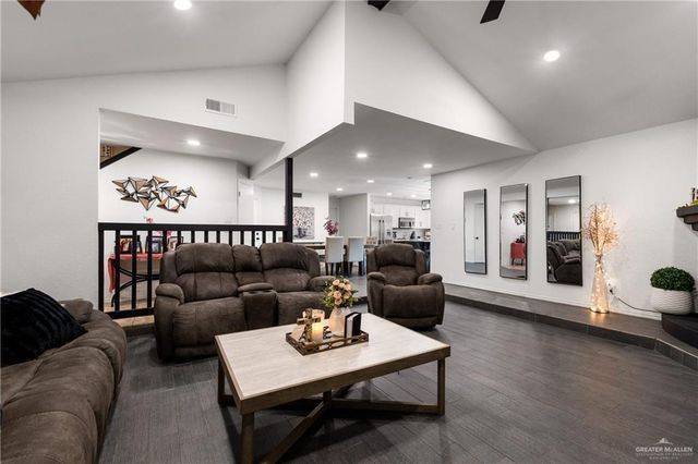 7112 N 15th Street, Mcallen, TX 78504