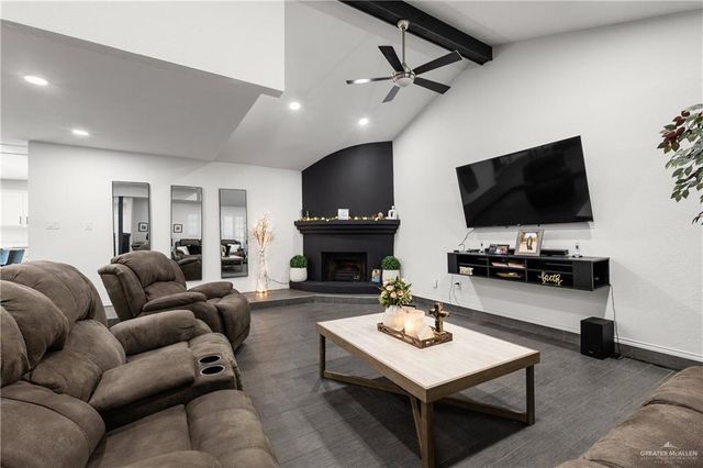 7112 N 15th Street, Mcallen, TX 78504