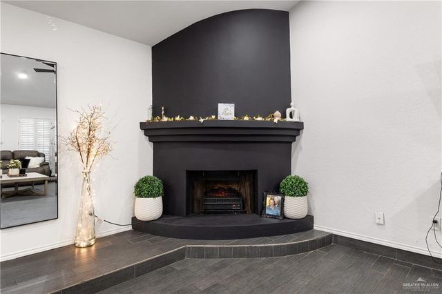 7112 N 15th Street, Mcallen, TX 78504