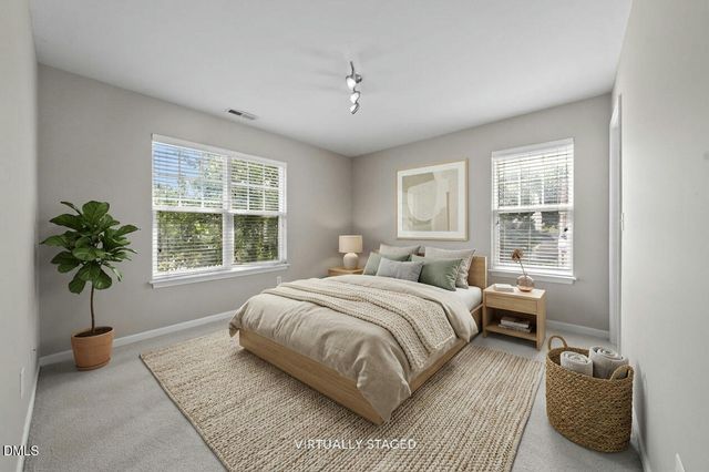 101 Courts Garden Way, Cary, NC 27513