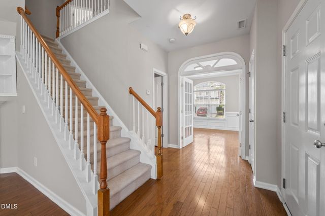 101 Courts Garden Way, Cary, NC 27513