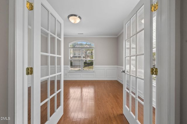 101 Courts Garden Way, Cary, NC 27513