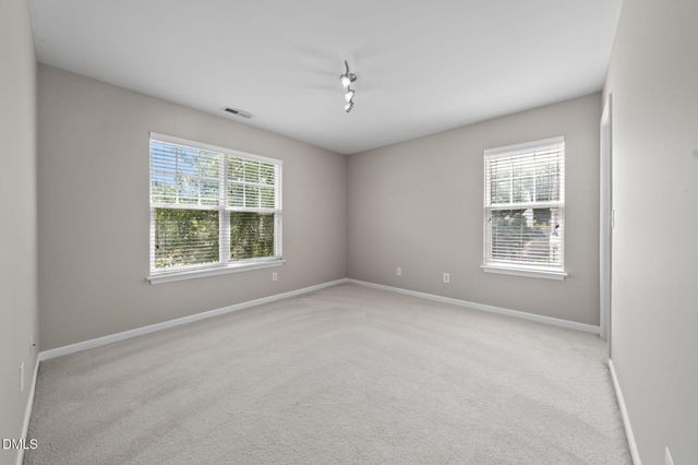 101 Courts Garden Way, Cary, NC 27513