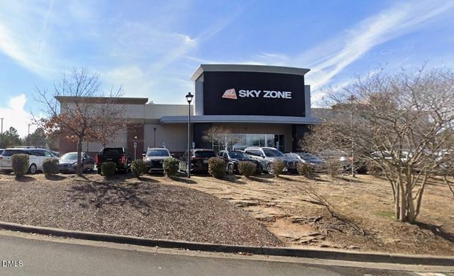 101 Courts Garden Way, Cary, NC 27513