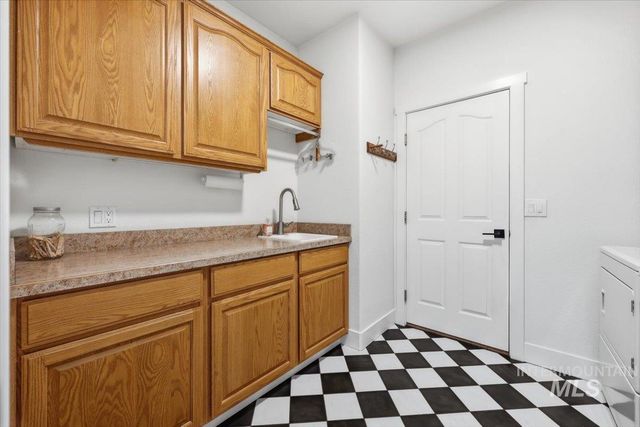 2616 Toma Ct, Nampa, ID 83686