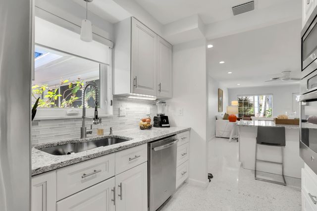 1012 Langer Way, Delray Beach, FL 33483