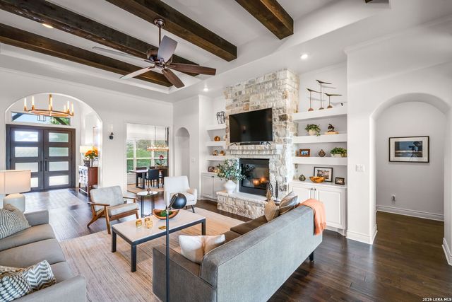 1543 Via Principale, New Braunfels, TX 78132