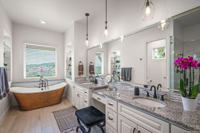 1543 Via Principale, New Braunfels, TX 78132