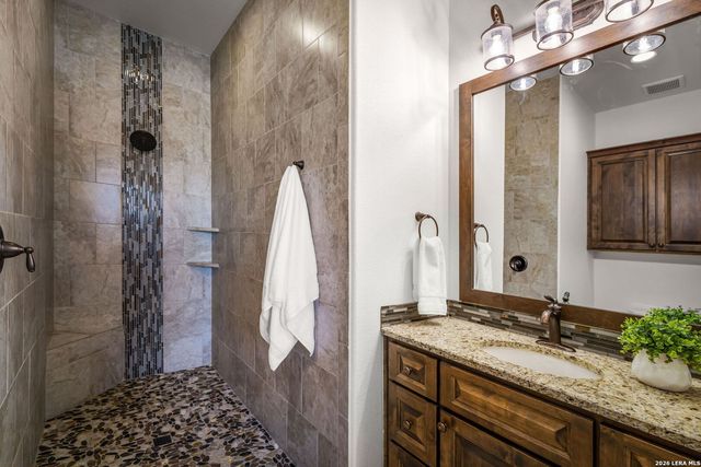 1543 Via Principale, New Braunfels, TX 78132