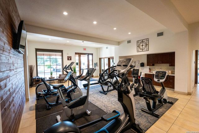 1543 Via Principale, New Braunfels, TX 78132
