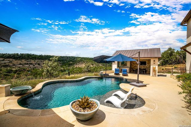 1543 Via Principale, New Braunfels, TX 78132