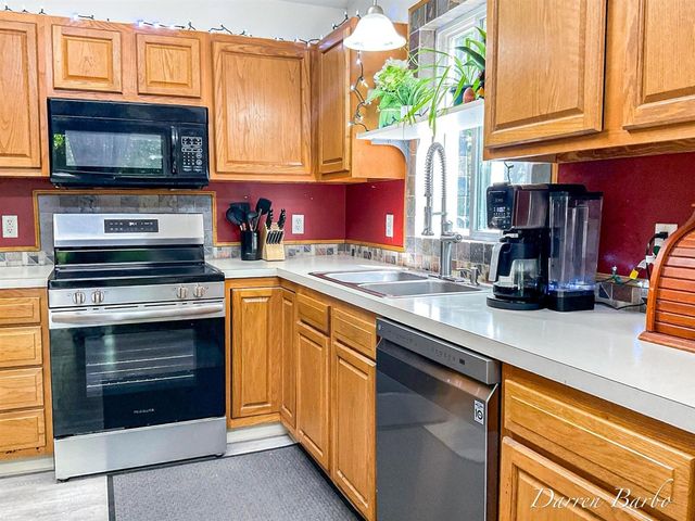 4561 N Pine Avenue, Mears, MI 49436