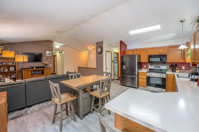4561 N Pine Avenue, Mears, MI 49436
