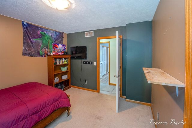 4561 N Pine Avenue, Mears, MI 49436