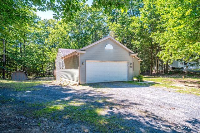 4561 N Pine Avenue, Mears, MI 49436