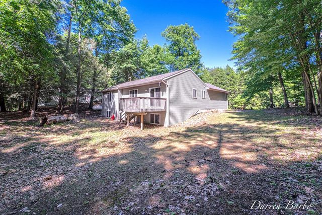4561 N Pine Avenue, Mears, MI 49436