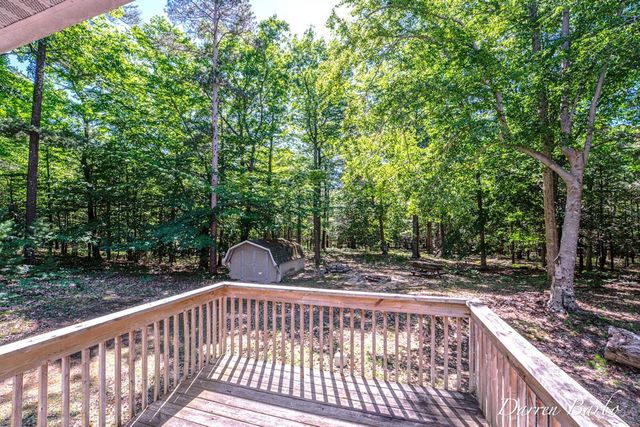 4561 N Pine Avenue, Mears, MI 49436
