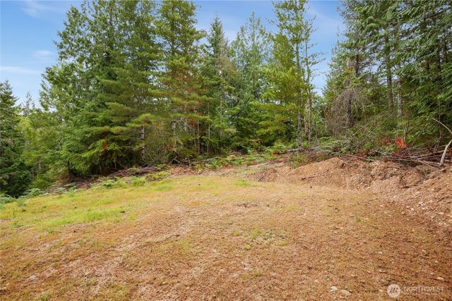 1171 W Camp Sundown Road, Bremerton, WA 98312