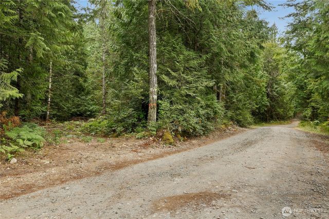 1171 W Camp Sundown Road, Bremerton, WA 98312