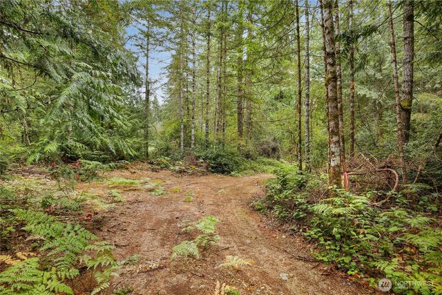 1171 W Camp Sundown Road, Bremerton, WA 98312