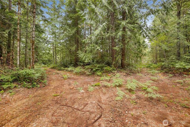 1171 W Camp Sundown Road, Bremerton, WA 98312