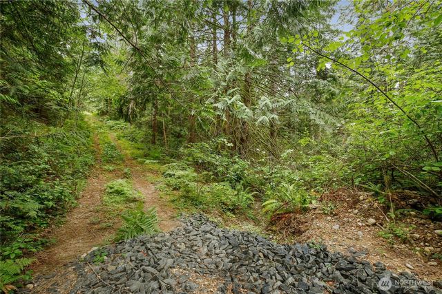 1171 W Camp Sundown Road, Bremerton, WA 98312