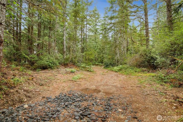 1171 W Camp Sundown Road, Bremerton, WA 98312