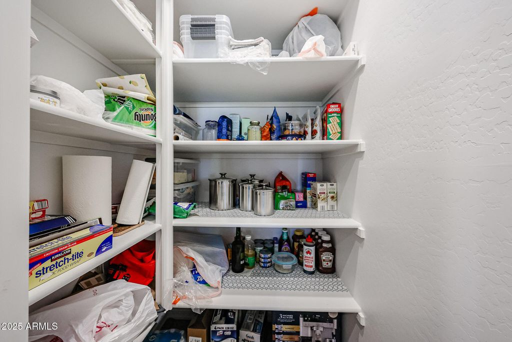 Image 11 of property listing at 18062 W AMBER RIDGE Way, Goodyear, AZ 85338