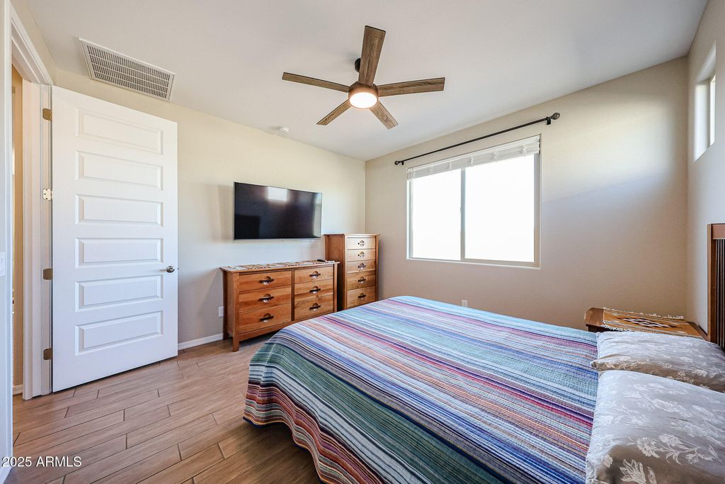 Image 19 of property listing at 18062 W AMBER RIDGE Way, Goodyear, AZ 85338