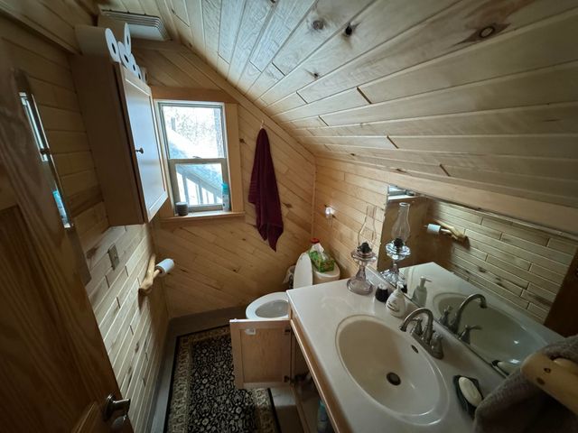 74129 8th Avenue, South Haven, MI 49090