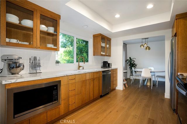 4828 Regalo, Woodland Hills, CA 91364