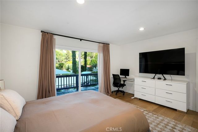 4828 Regalo, Woodland Hills, CA 91364