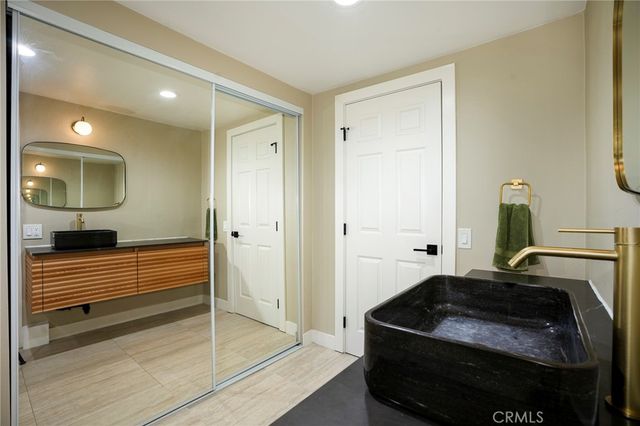 4828 Regalo, Woodland Hills, CA 91364